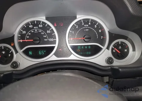 2009 Jeep Wrangler Sahara из США, поврежденный, VIN 1J4FA54159L747557